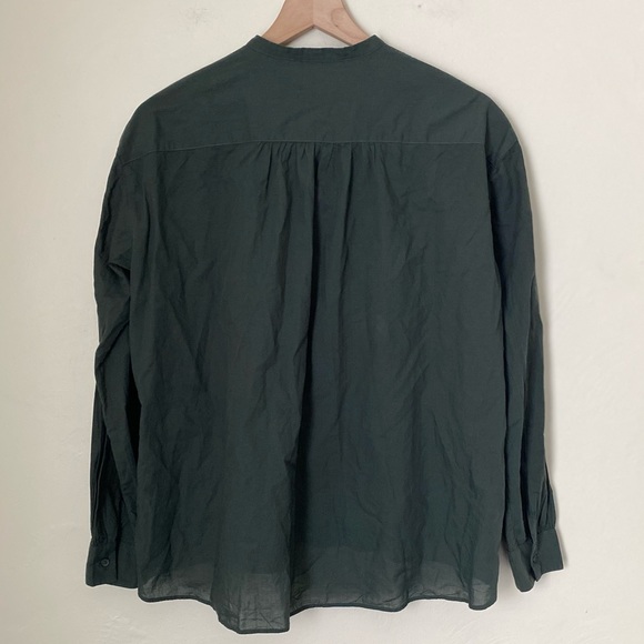 *SOLD* UNIQLO Forest Green Button Up Blouse - Picture 3 of 5